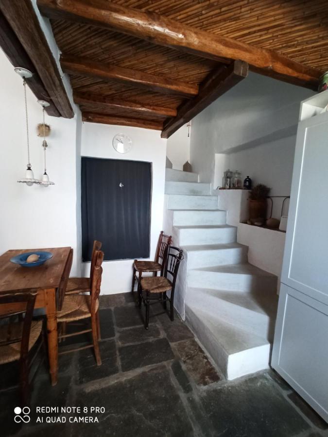 Traditional Stone House With Breathtaking View Serifos Town Eksteriør bilde