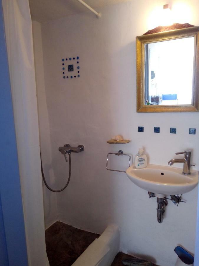 Traditional Stone House With Breathtaking View Serifos Town Eksteriør bilde